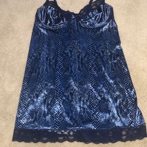 LANE BRYANT SEXY SLEEPWEAR SIZE 18/20 BLUE SNK PRT